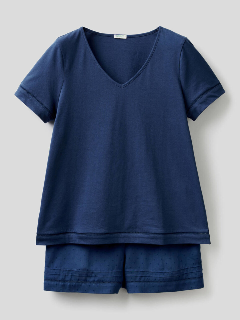 Pyjama-Set mit T-Shirt und Shorts image number 1