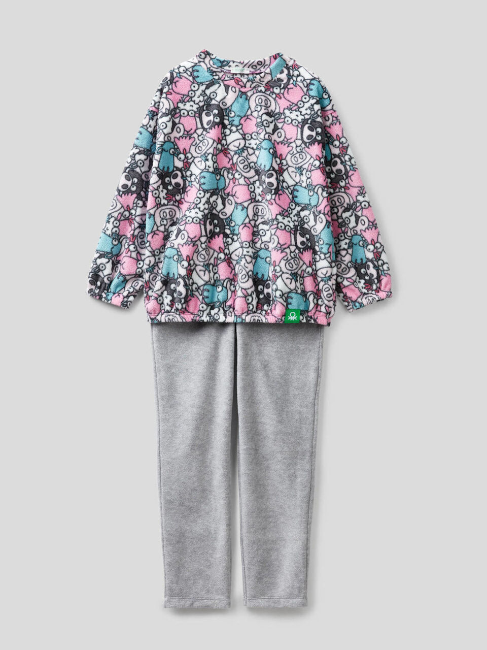 Pyjama aus Fleece mit bedrucktem Oberteil image number 1