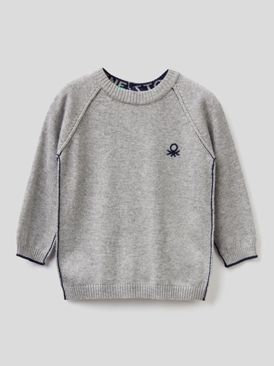 Sweatshirt mit Rundausschnitt und Raglanärmeln image number 1