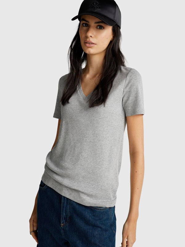 T-Shirt aus reiner Baumwolle mit V-Ausschnitt Damen