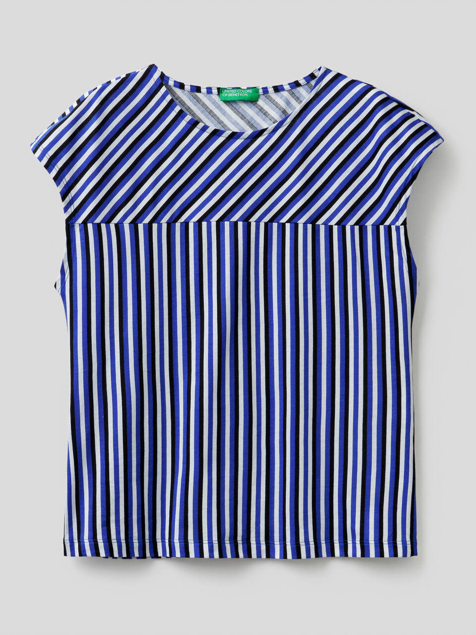 Gestreiftes T-Shirt aus 100% Baumwolle image number 1