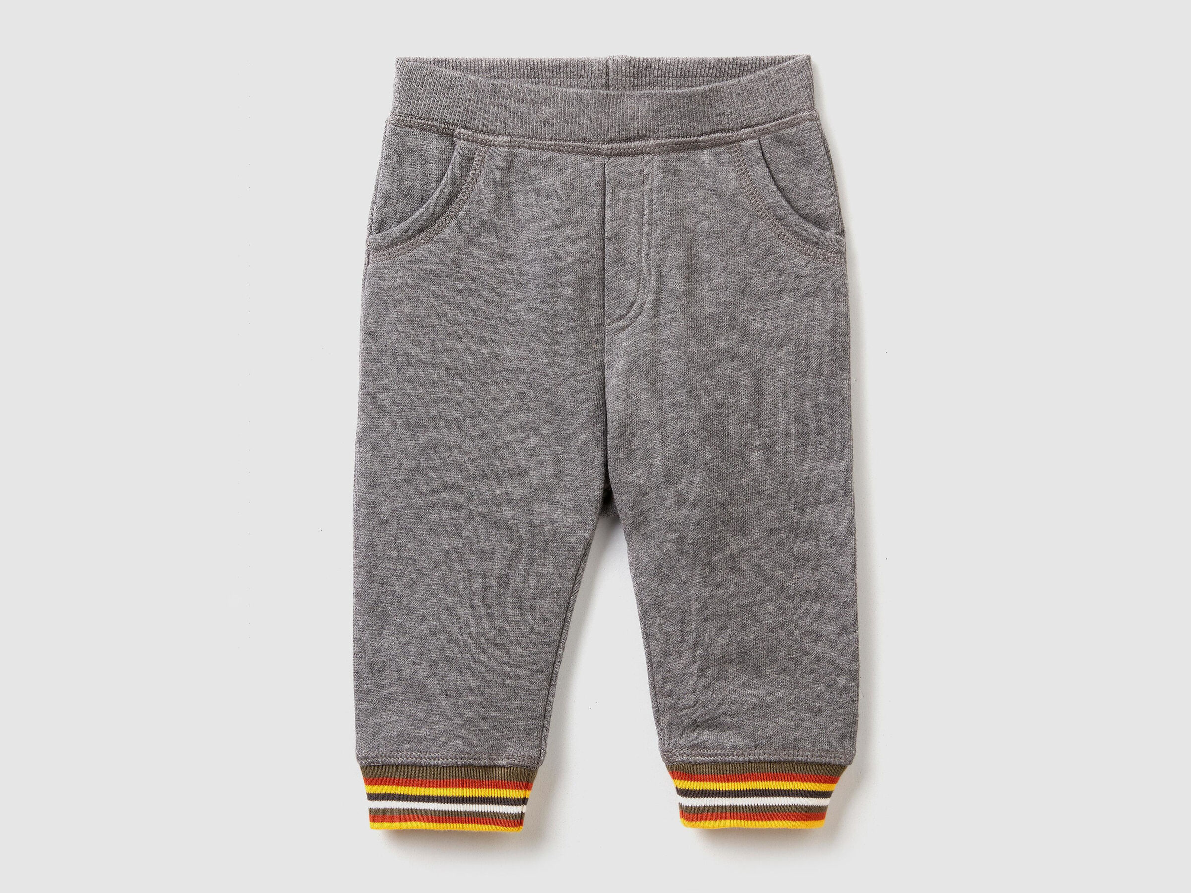 Hose mit Taschen in Chenille image number null