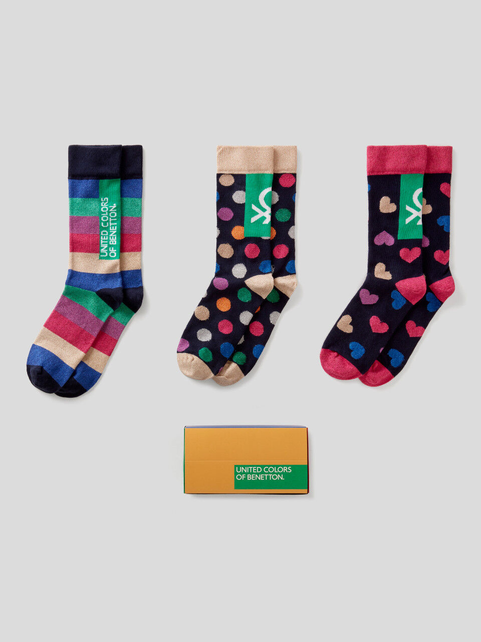 Geschenkbox mit drei Paar Jacquard-Socken
