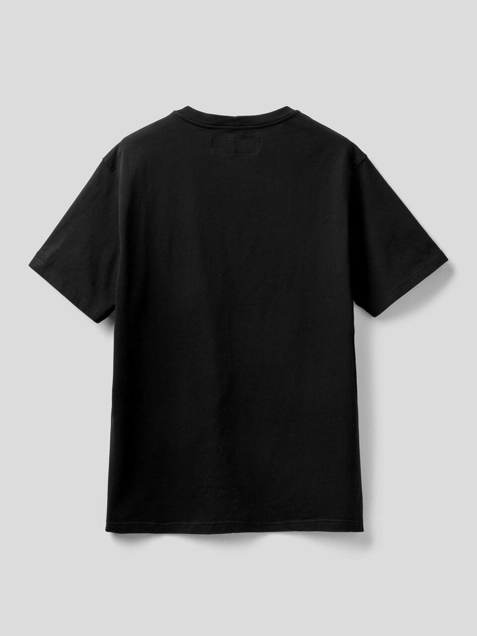 T-Shirt aus 100% Baumwolle mit Tasche image number 2
