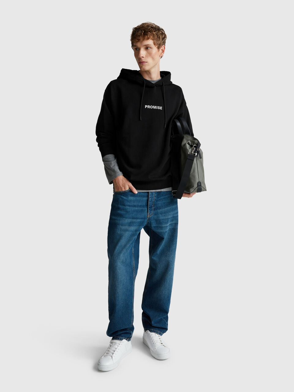SWEATER W/HOOD Herren image number null