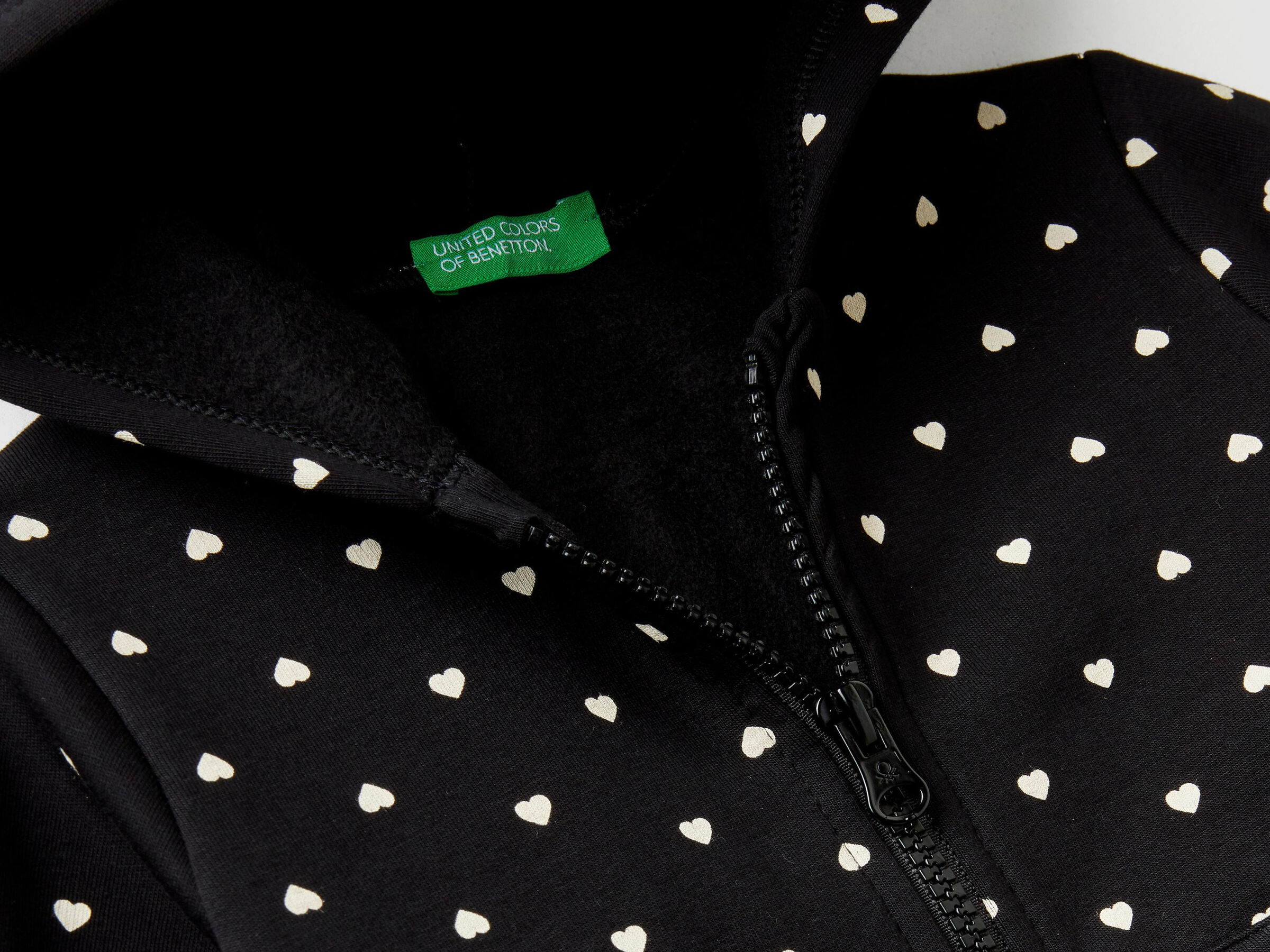 Sweatshirt mit Print und Kapuze image number null