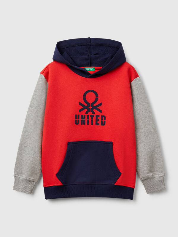 Sweatshirt mit Druck und Kapuze  Jungen