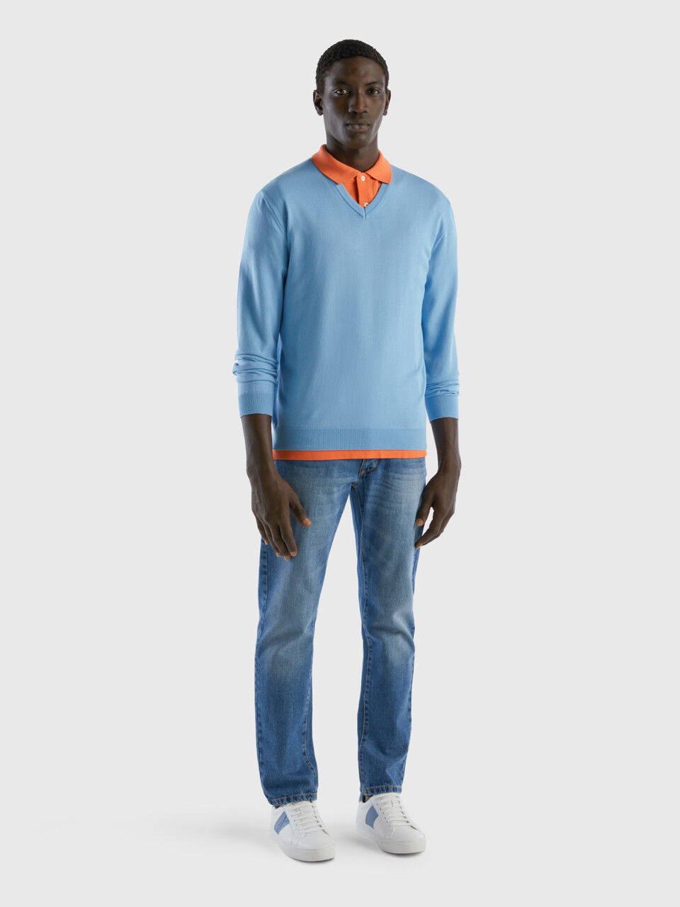 Pulli aus reiner Baumwolle mit V-Ausschnitt