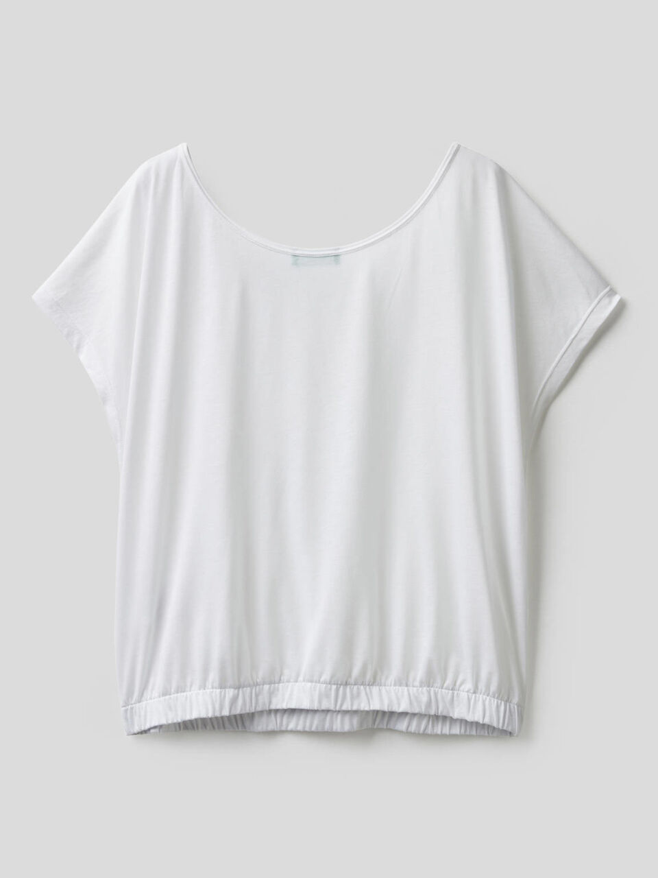 Fließende Bluse mit Rundausschnitt image number 2
