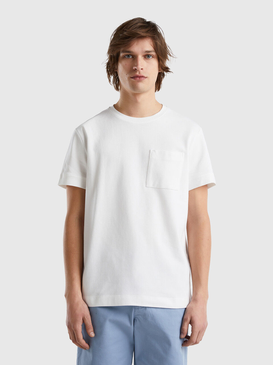 Shirt aus 100% Baumwolle mit kleiner Tasche