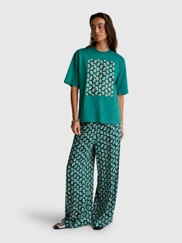 T-Shirt mit Bandana-Print Damen