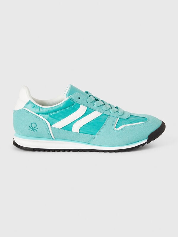 Low-Top-Sneaker in Wildlederoptik Damen