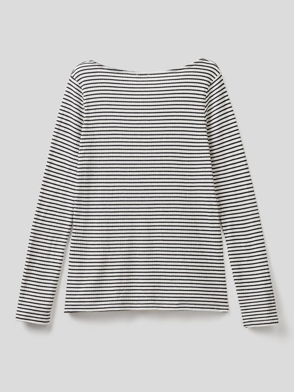 Gestreiftes T-Shirt aus einer stretchigen Viskosemischung image number 2