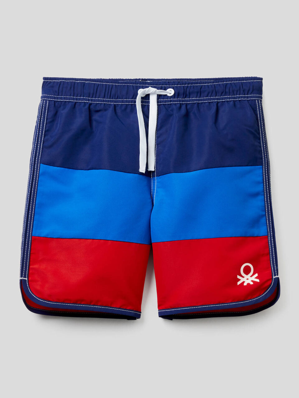 Badeshorts mit Farbblöcken image number 1