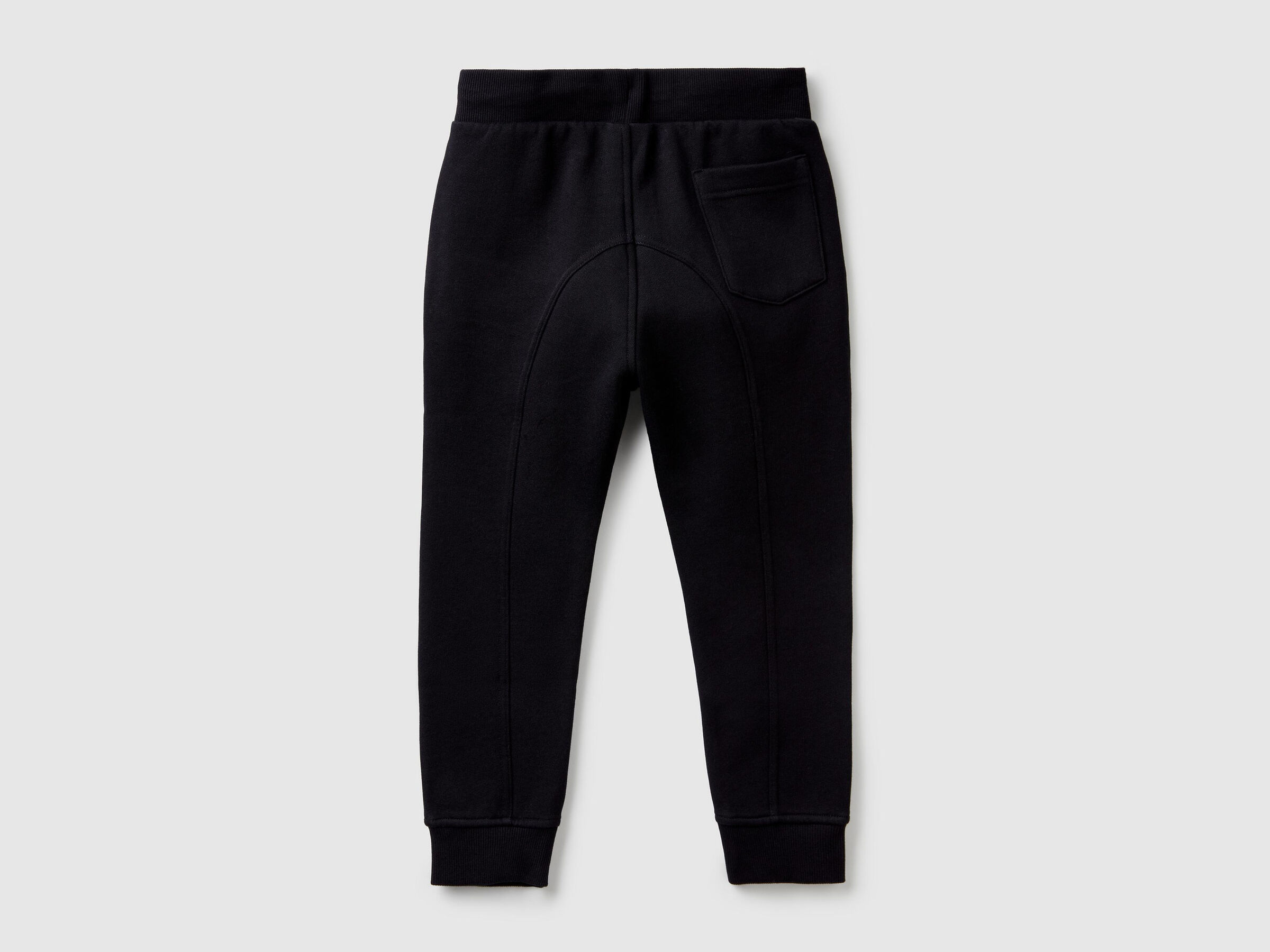 Jogginghose mit Stickerei und Tunnelzug image number null