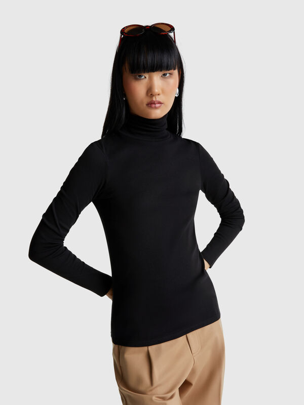 Langarm-T-Shirt mit hohem Halsausschnitt Langarm-T-Shirt mit hohem Halsausschnitt Damen