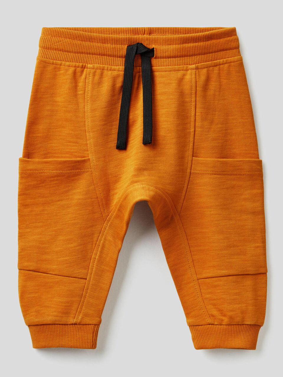 Hose aus Sweatstoff mit Maxi-Taschen image number 1