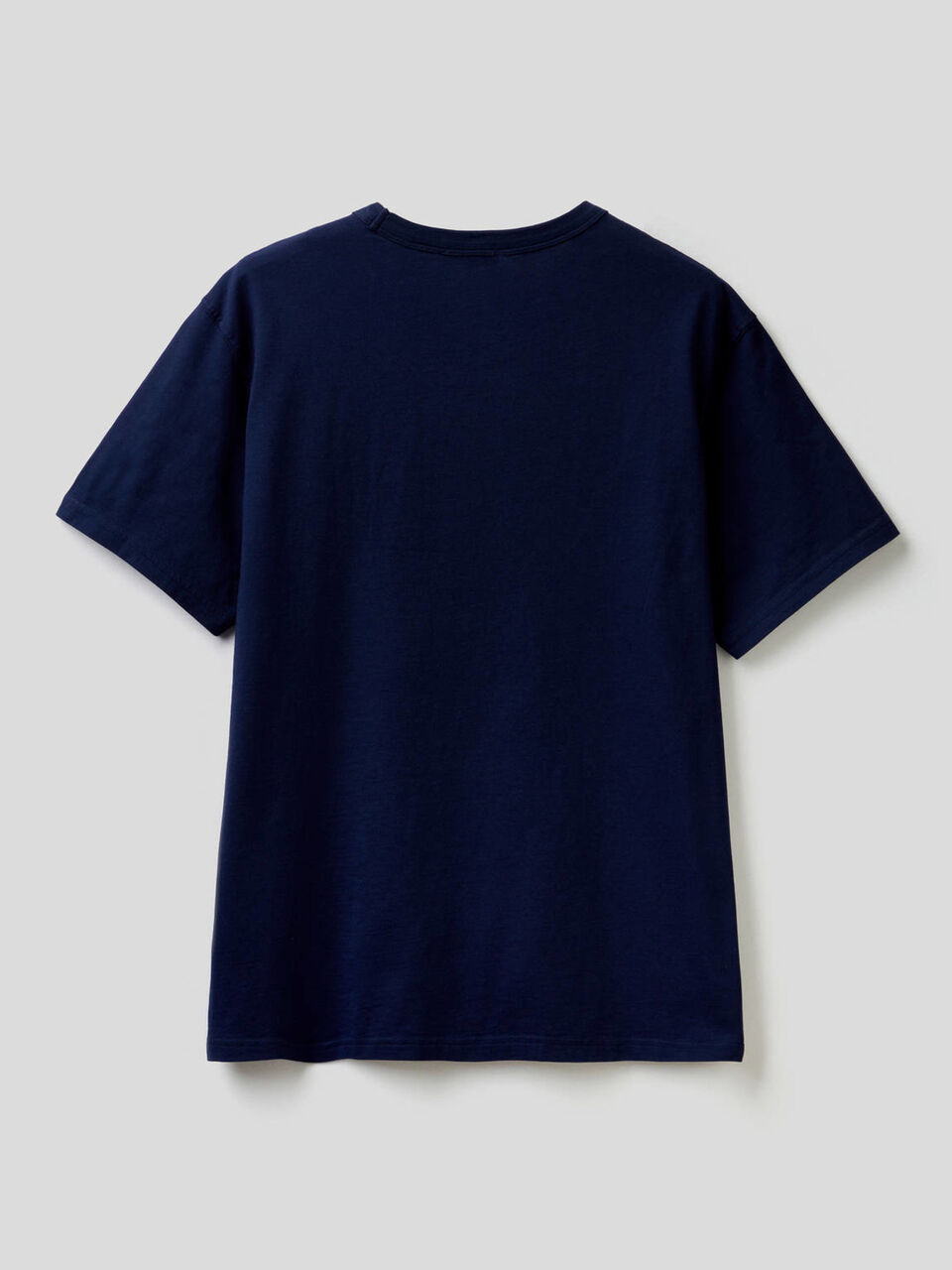 Dunkelblaues T-Shirt aus 100% Baumwolle mit Print image number 2