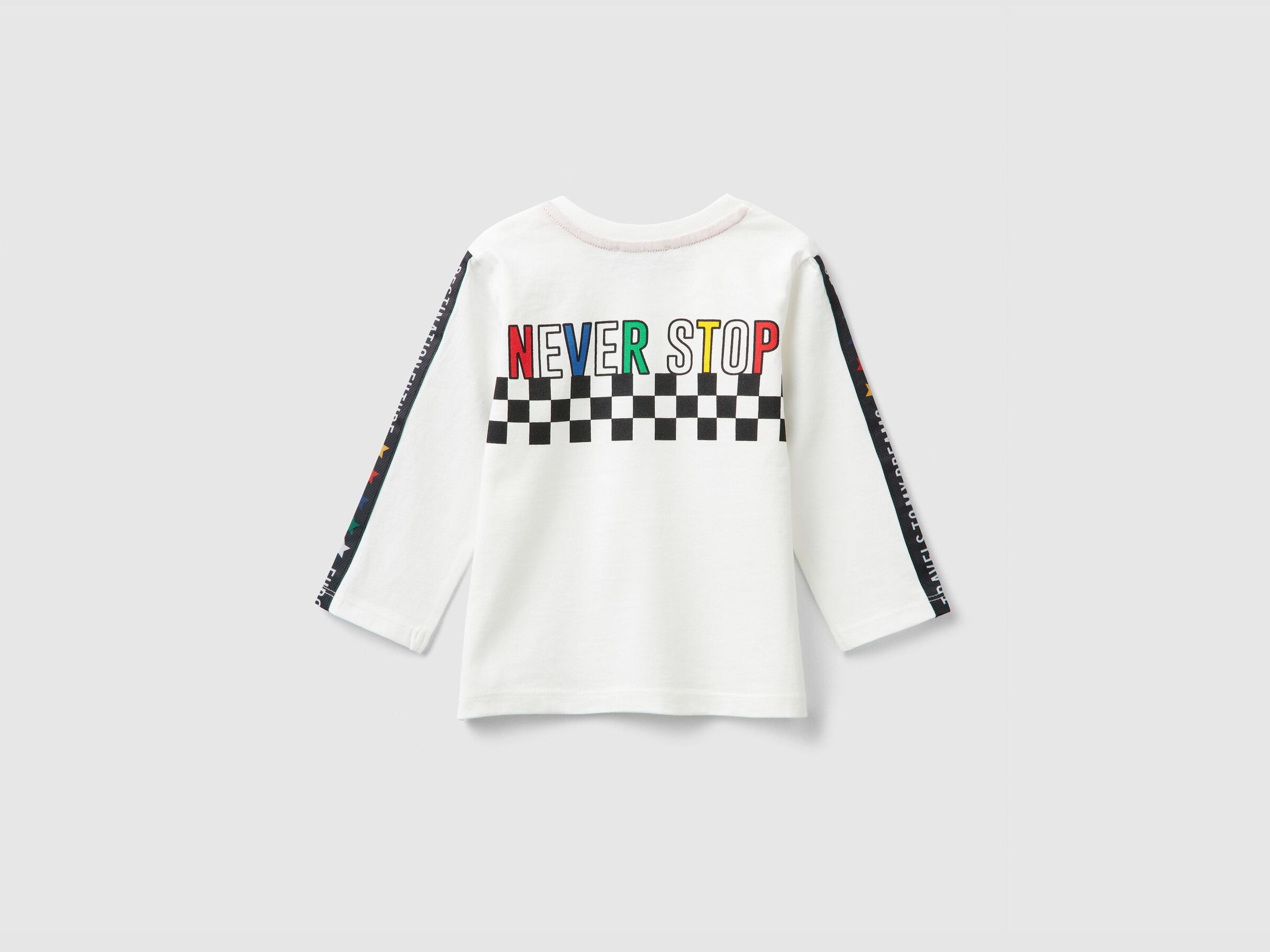 T-Shirt mit aufgedrucktem Slogan image number null