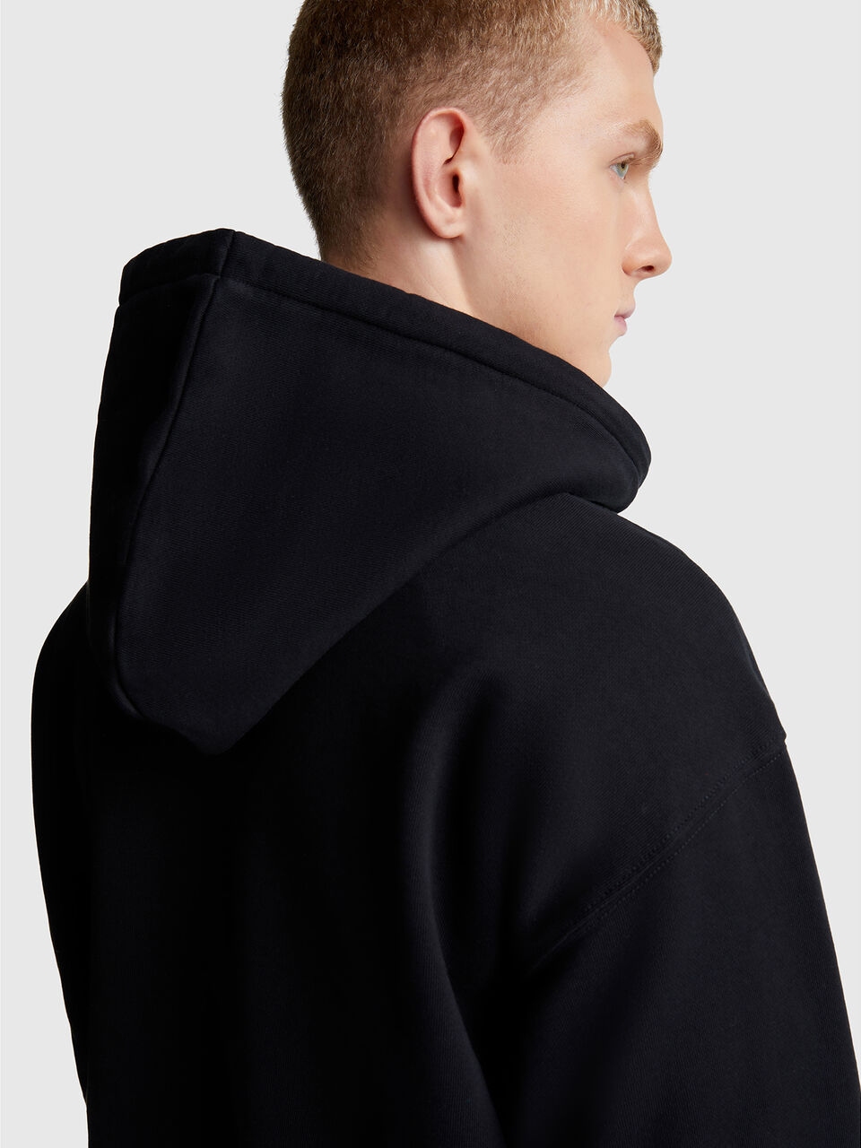 SWEATER W/HOOD Herren image number null