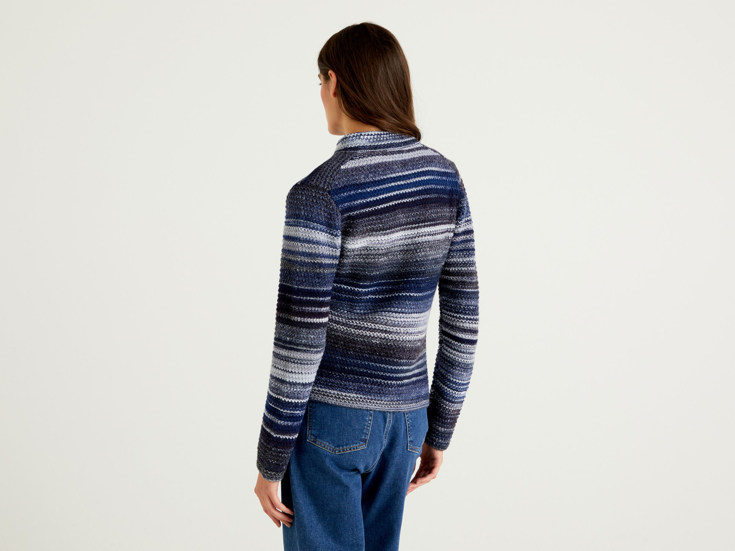 Bunte Jacke aus Strick in einer weichen Wollmischung image number 2