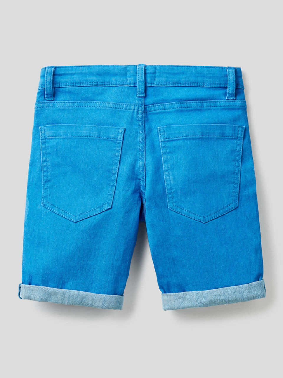 Slim-Fit-Bermuda image number 2