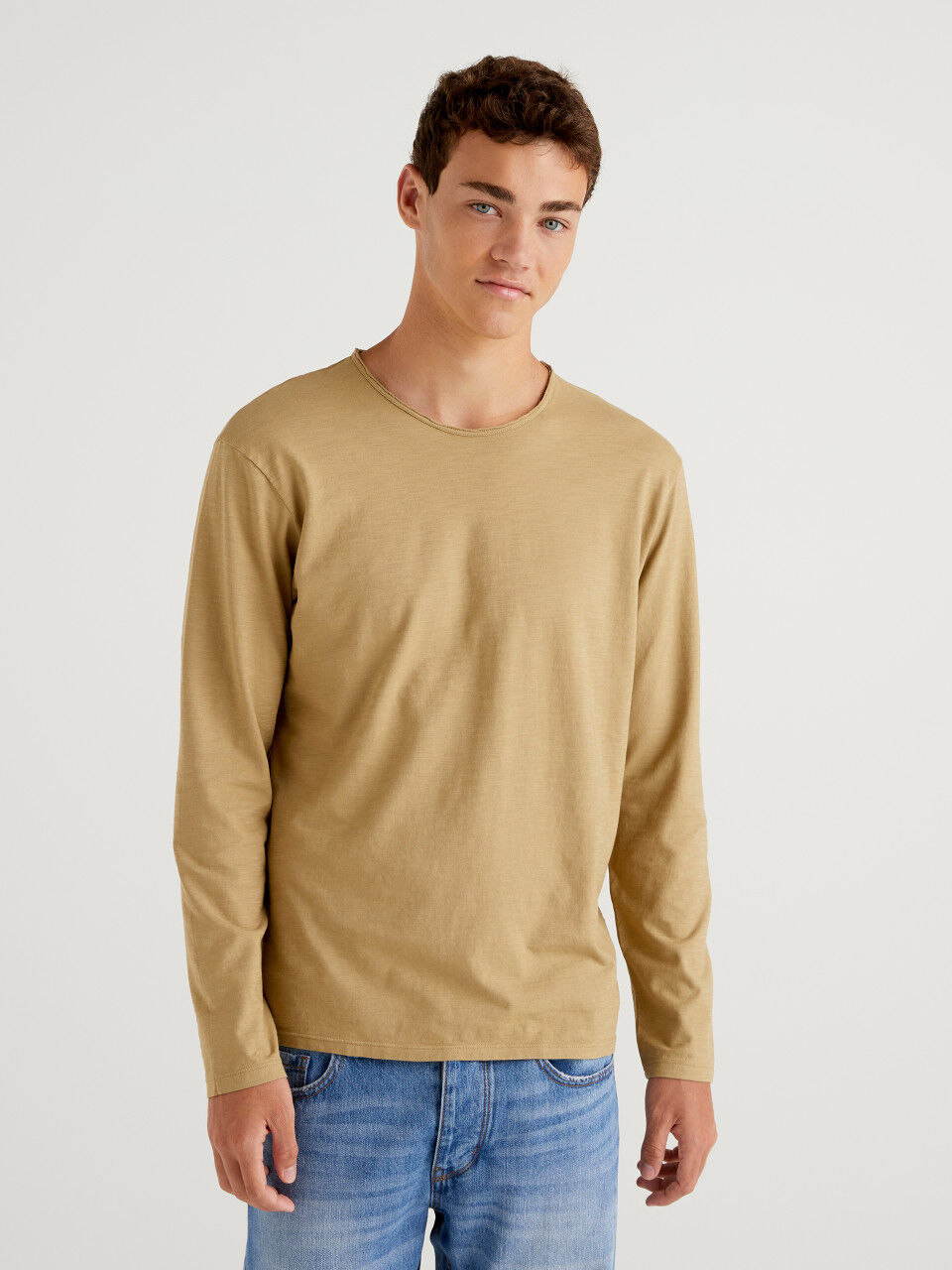 T-Shirt aus 100% Baumwolle mit langen Ärmeln