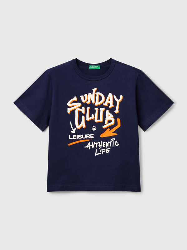 T-Shirt mit fluoreszierendem Aufdruck Jungen