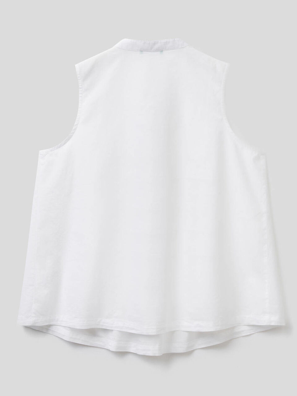 Ärmelloses Bluse mit besticktem Brustteil image number 2