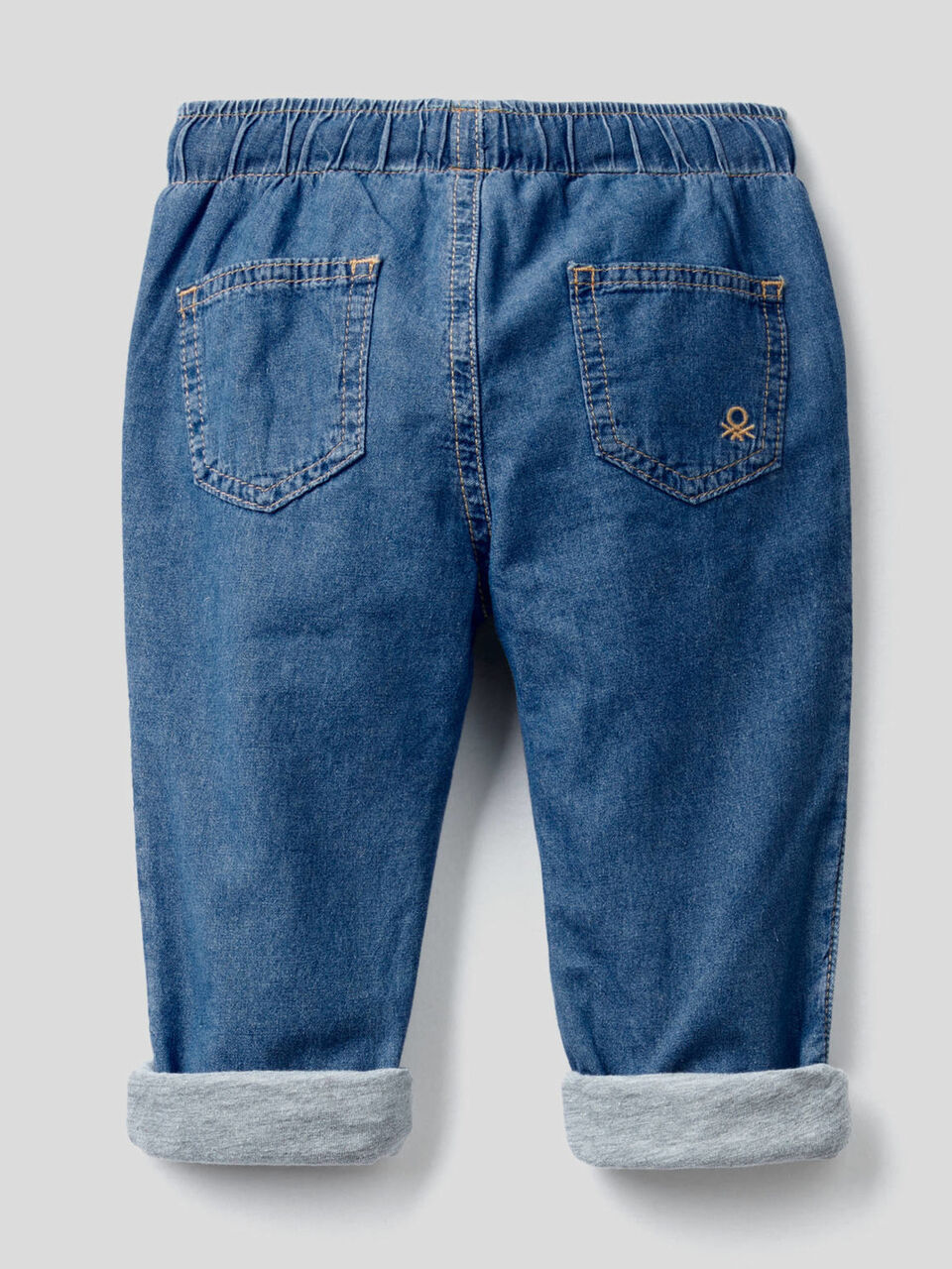 Hose mit Innenfutter aus leichtem Jeansstoff image number 2