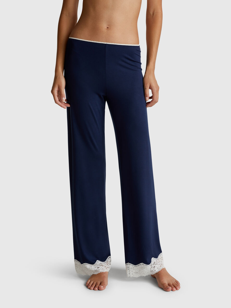 TROUSERS Damen image number null