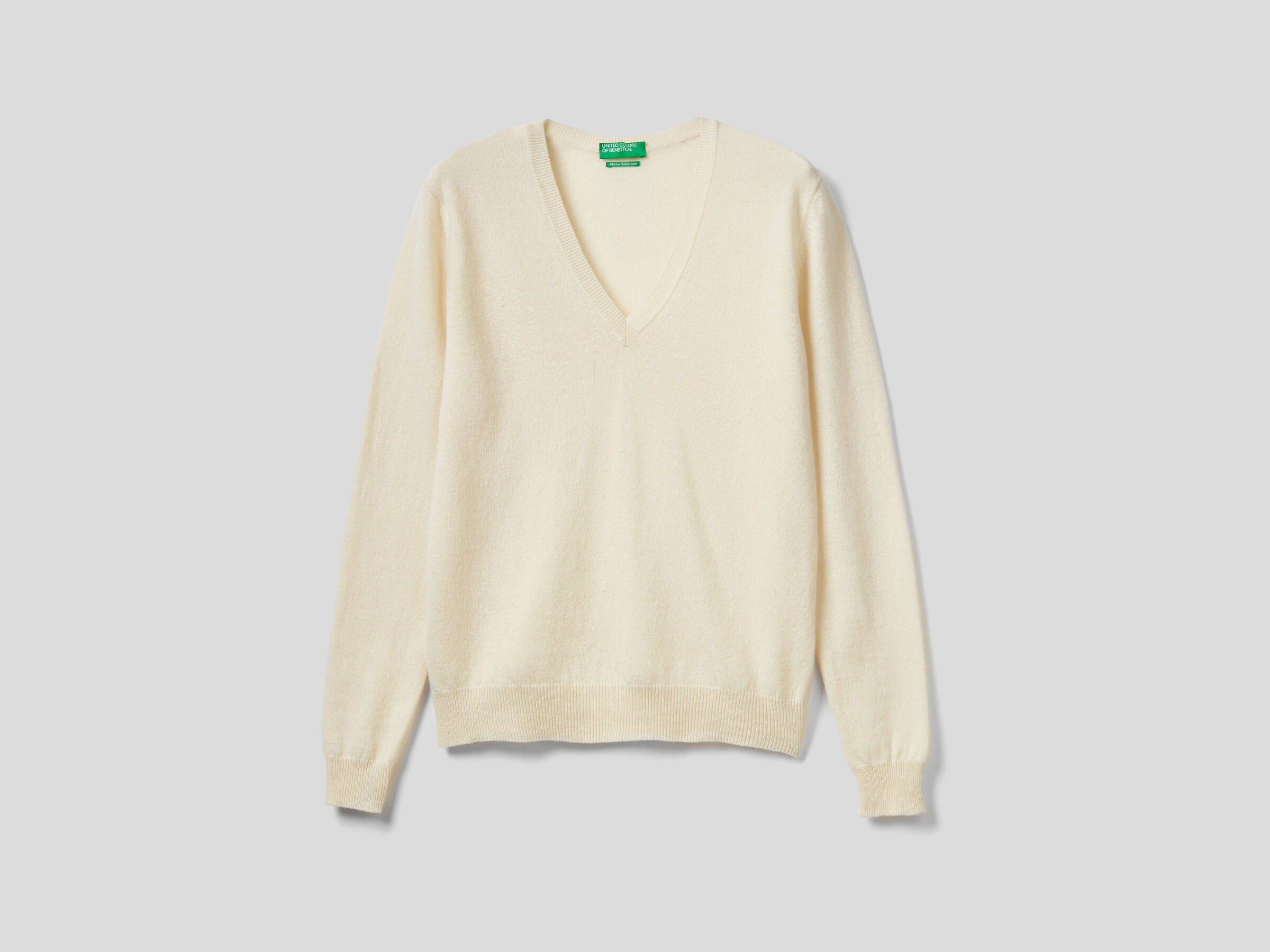 Pullover aus reiner Schurwolle mit V-Ausschnitt image number 5
