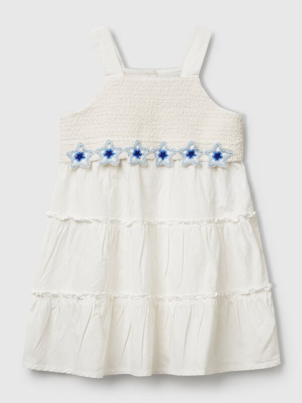 Kleid mit Makramee-Blumen Mädchen