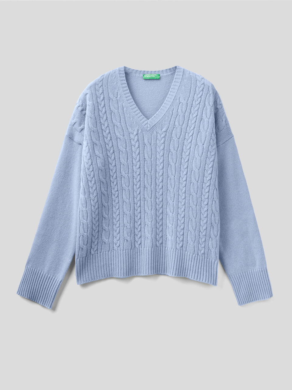 Pullover mit besonderer Verarbeitung und V-Ausschnitt image number 1