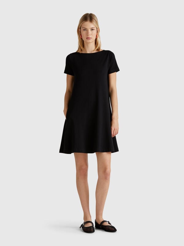 Kurzes ausgestelltes Kleid Damen