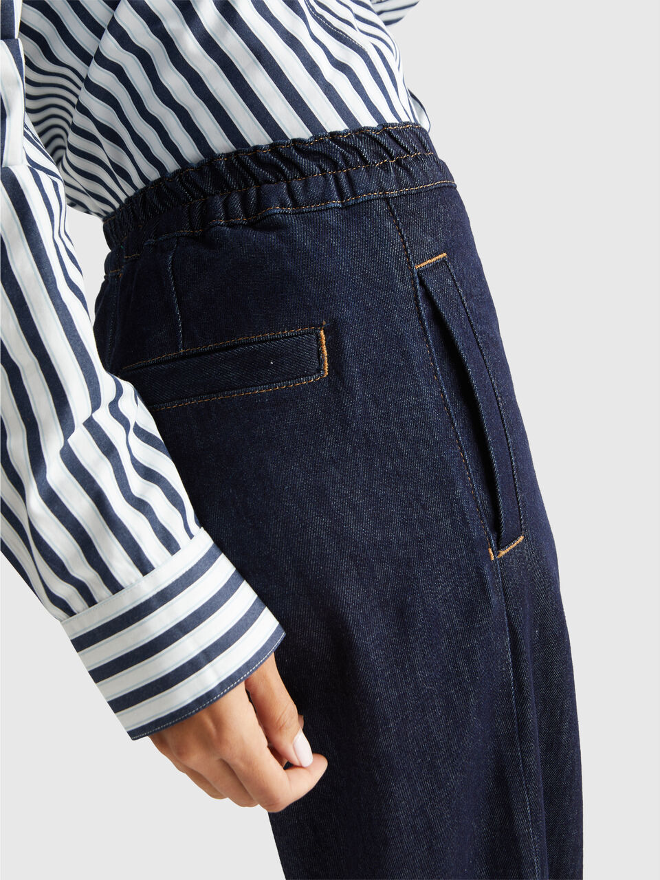 TROUSERS Damen image number null