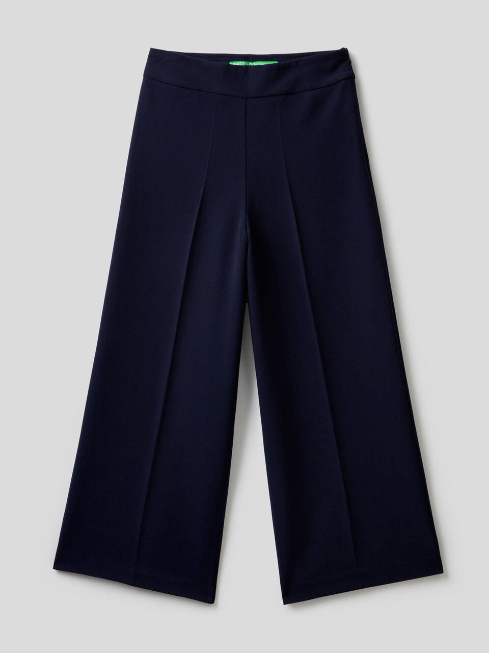 Cropped-Hose mit weitem Bein image number 1