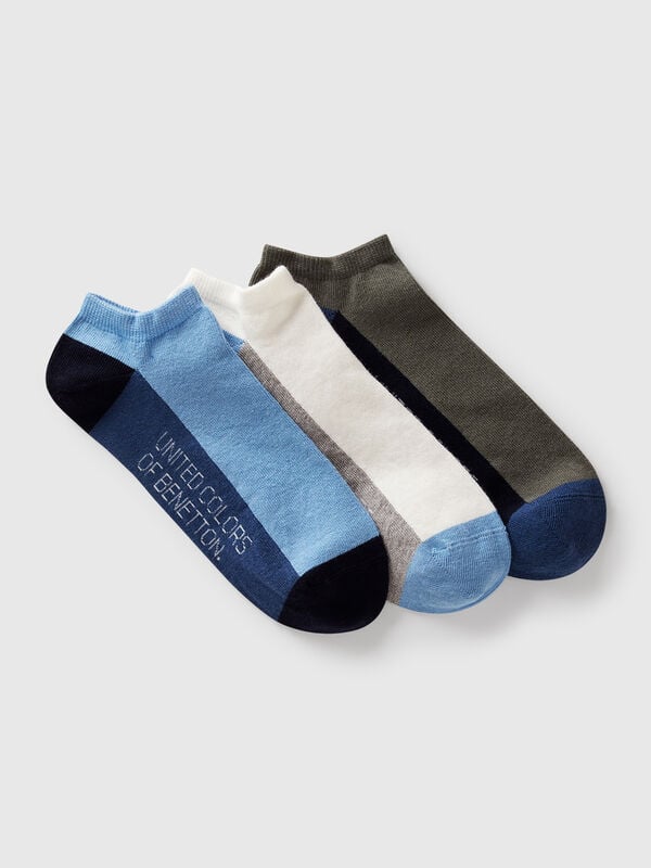 Drei Paar Colourblock-Socken