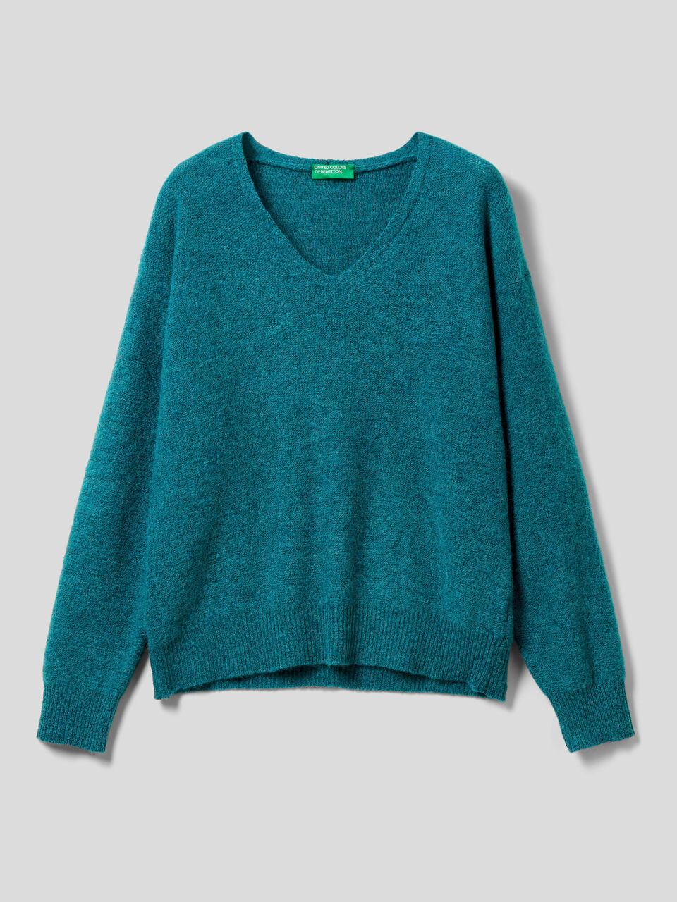 Pullover mit V-Ausschnitt in einer Wollmischung image number 1