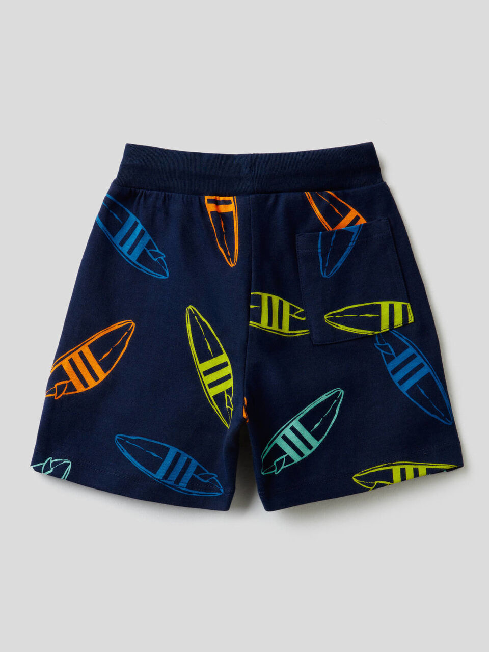 Bedruckte Shorts aus 100% Baumwolle image number 2