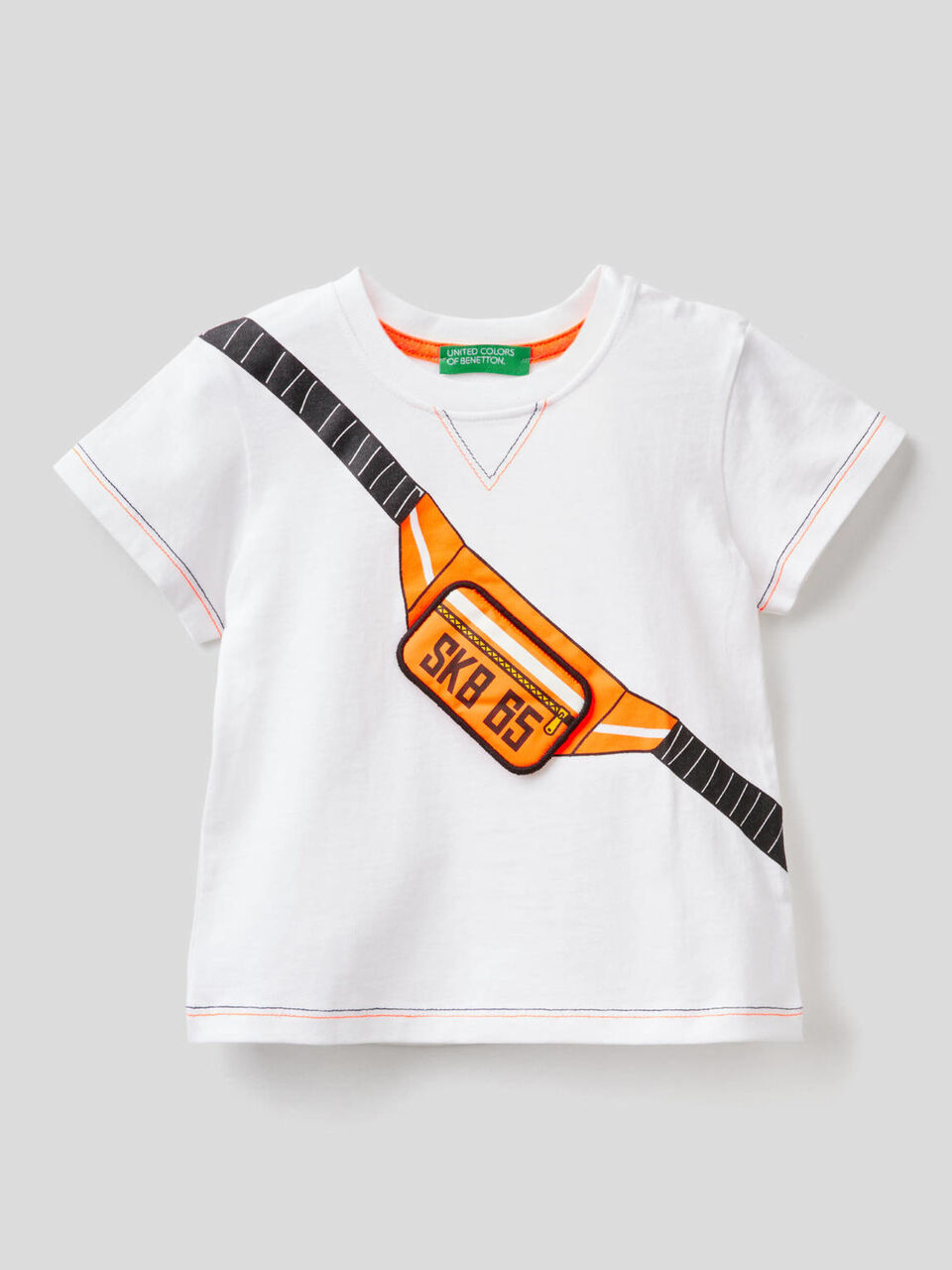 T-Shirt mit 3D-Applikation image number 1