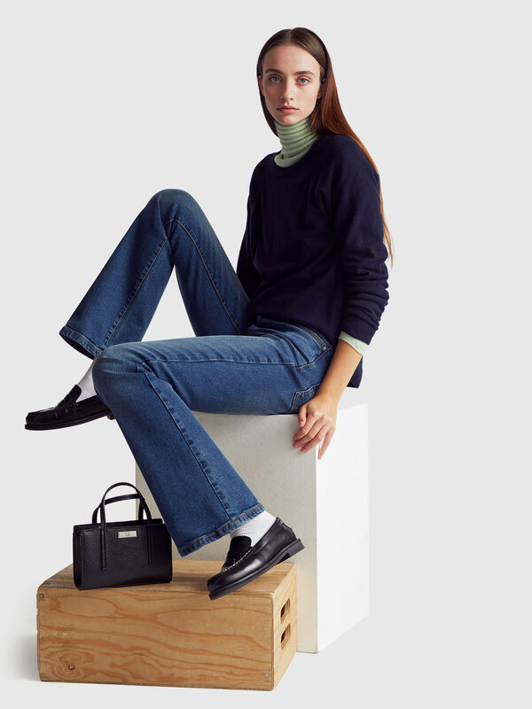 Mitternachtsblauer Rundhalspullover aus Woll-Kaschmir-Mix Damen