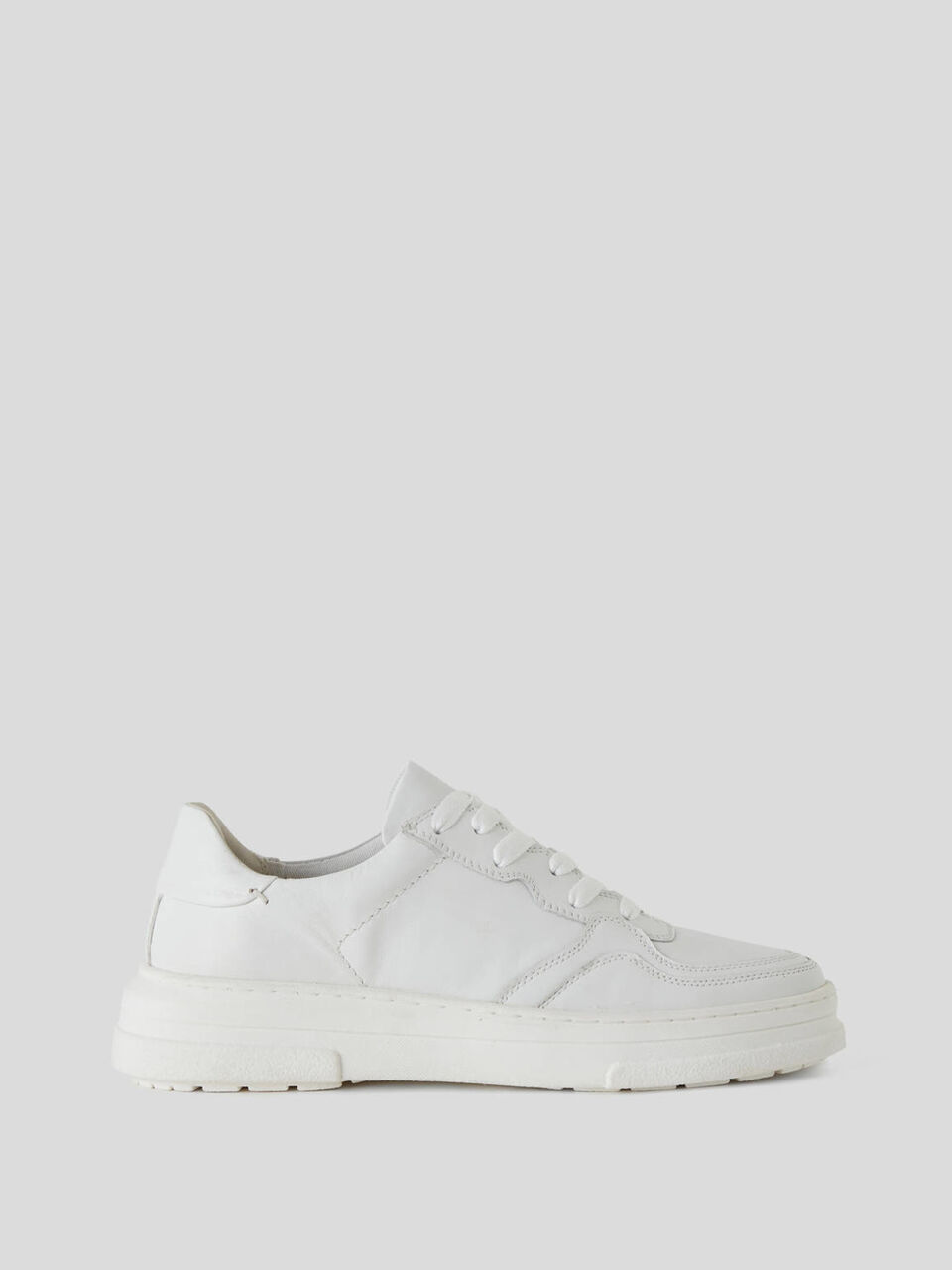Sneakers aus echtem Leder image number 1