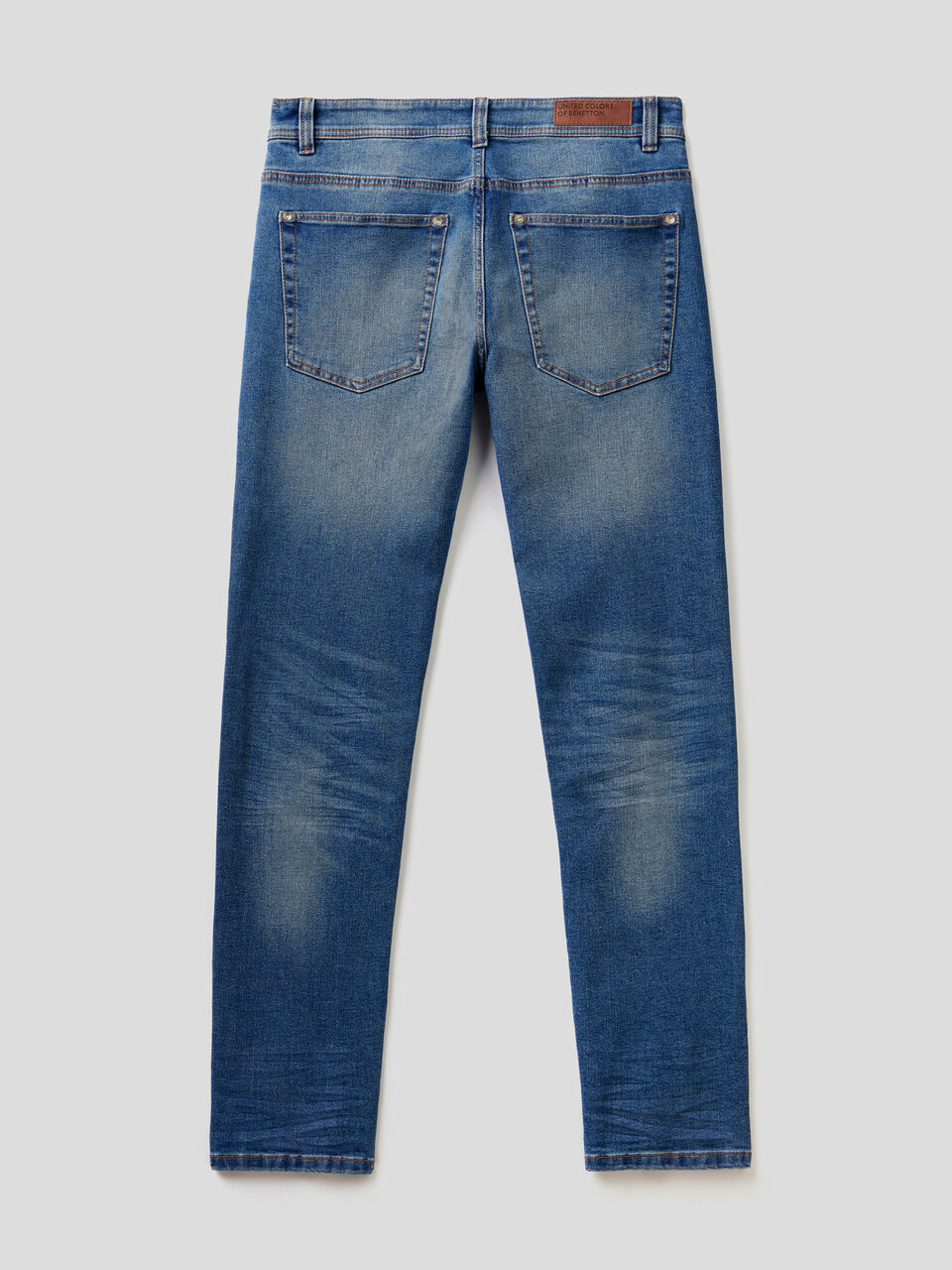 Slim Fit-Jeans mit fünf Taschen image number 2