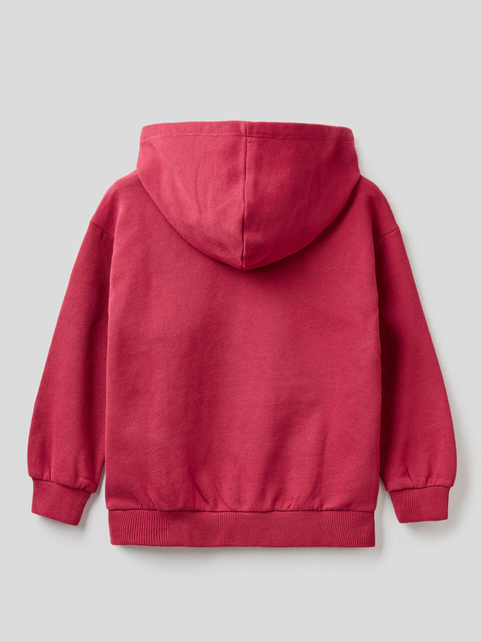 Sweatshirt mit Aufnäher und Pailletten image number 2