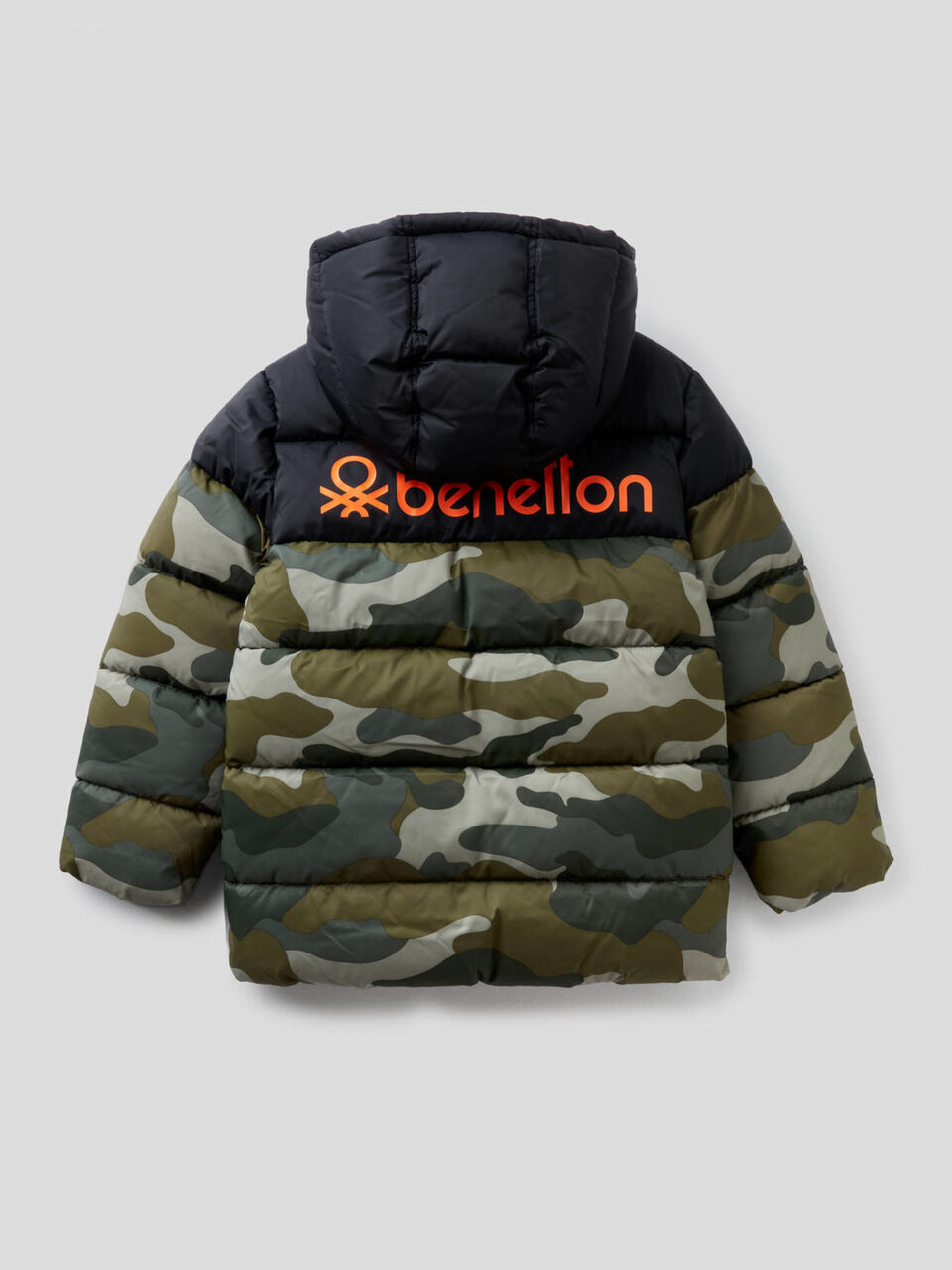 Wattierter Anorak mit Camouflage-Muster image number 2