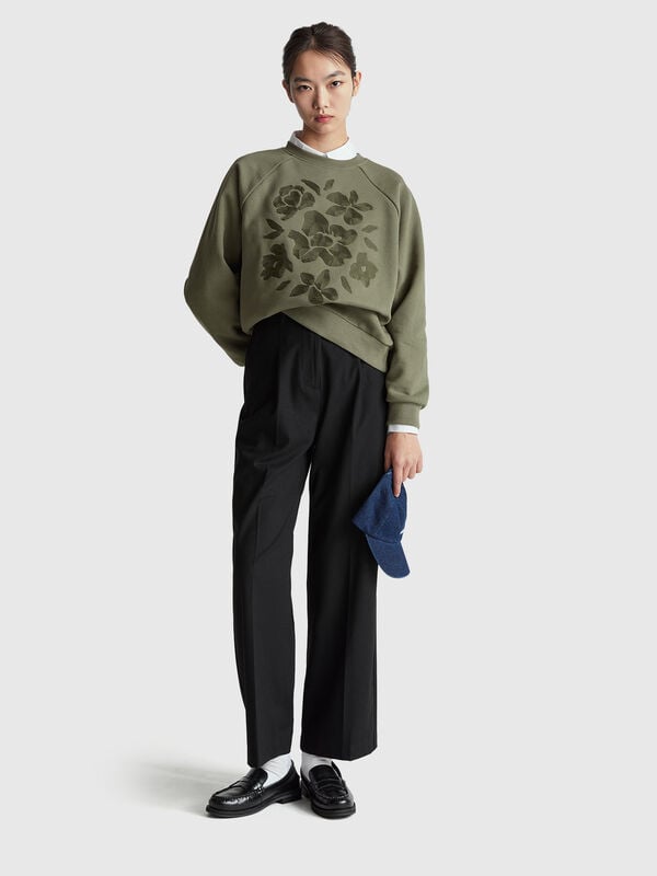 Warmes Regular-Fit-Sweatshirt mit Blumenstickerei Damen
