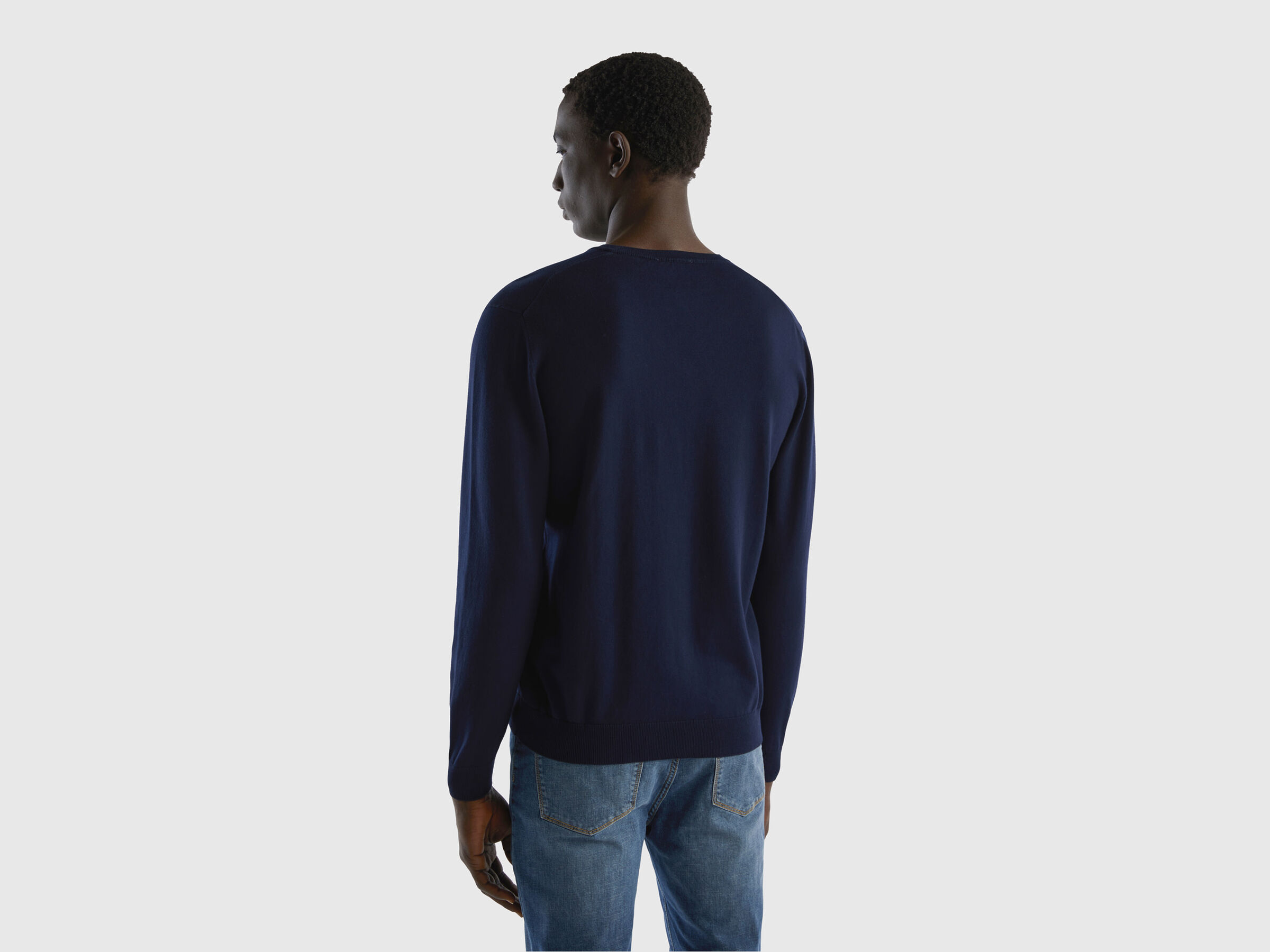 Pulli aus reiner Baumwolle mit V-Ausschnitt image number 2