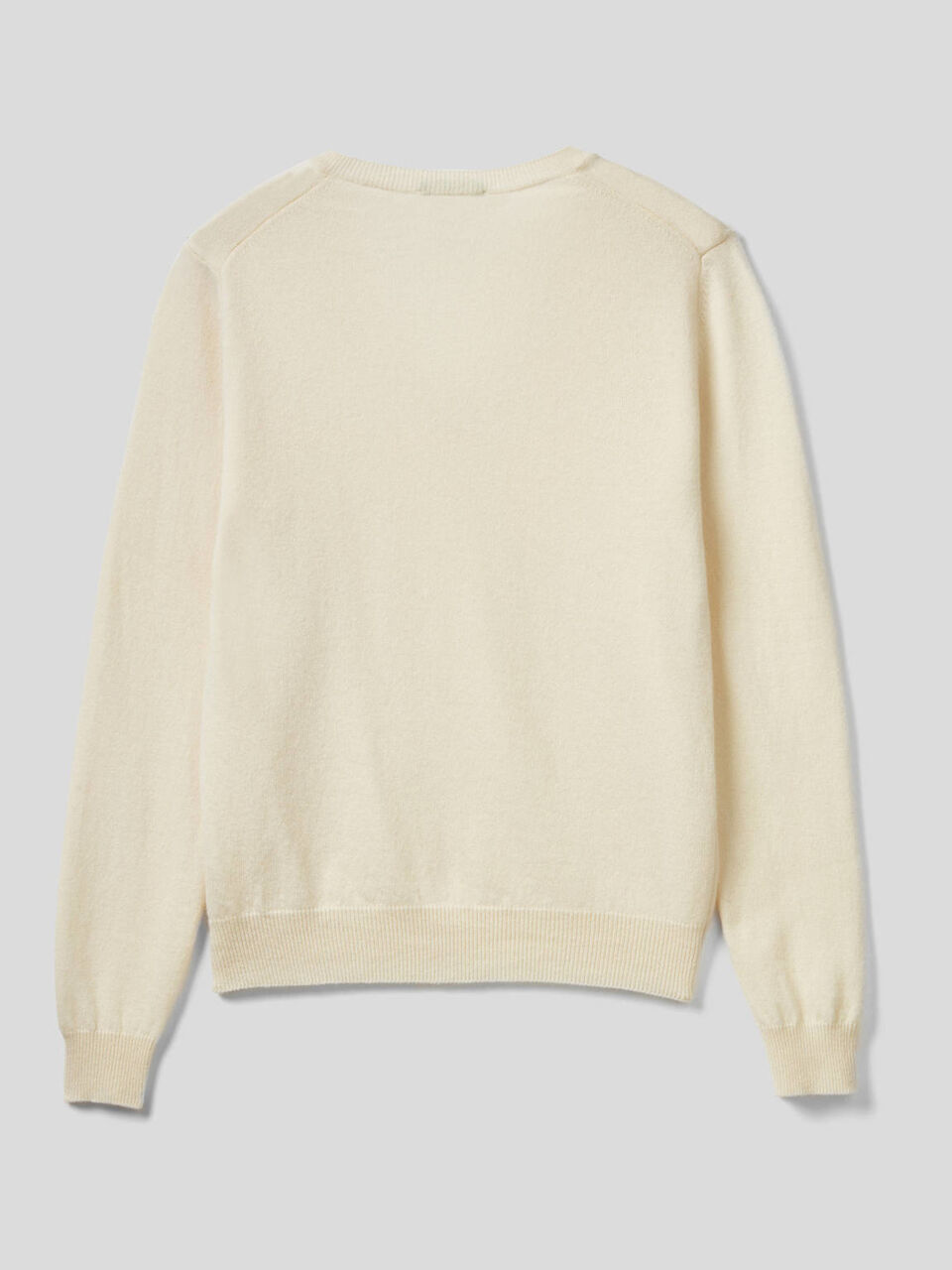 Pullover aus reiner Schurwolle mit V-Ausschnitt image number 2