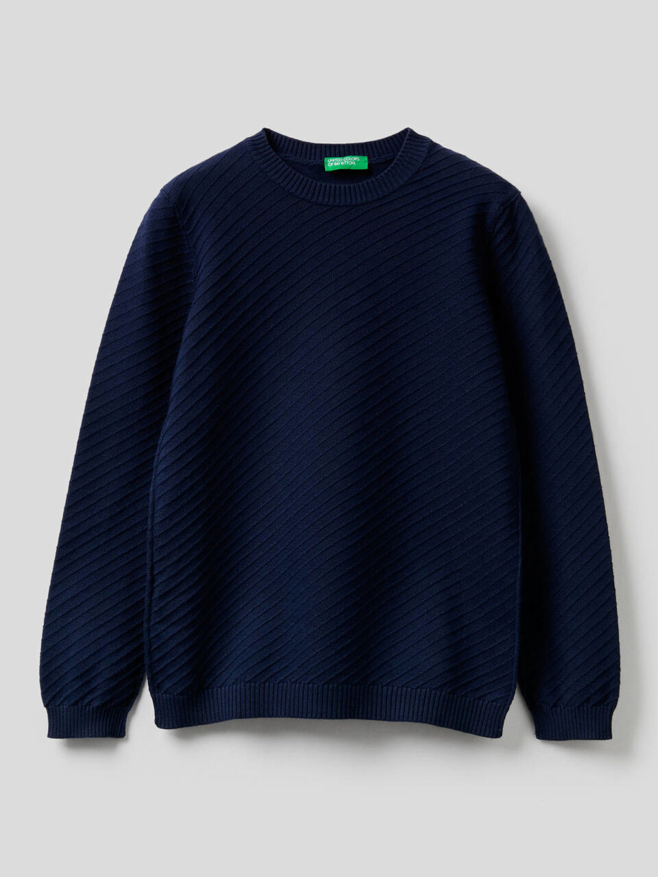 Pullover mit diagonaler Verarbeitung image number 1